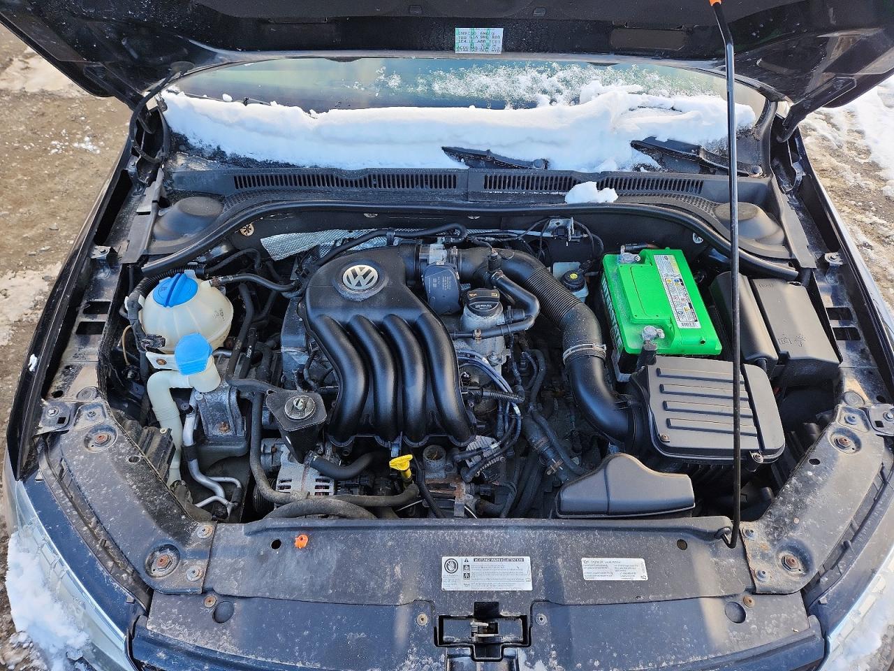 Volkswagen Jetta Base