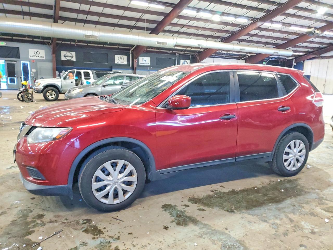 Salvage Nissan Rogue Image
