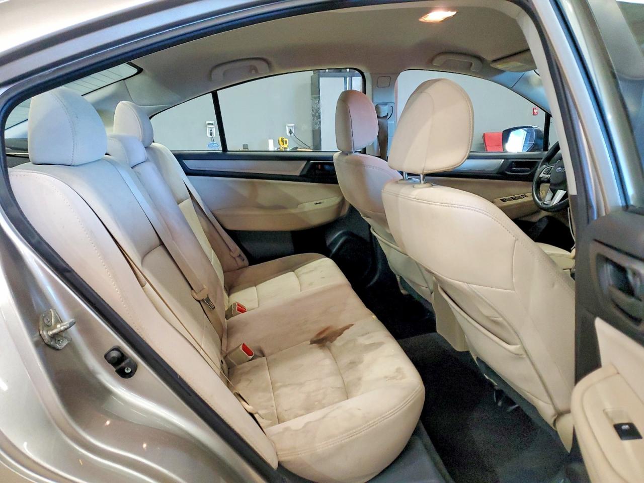 Subaru Legacy 2.5i