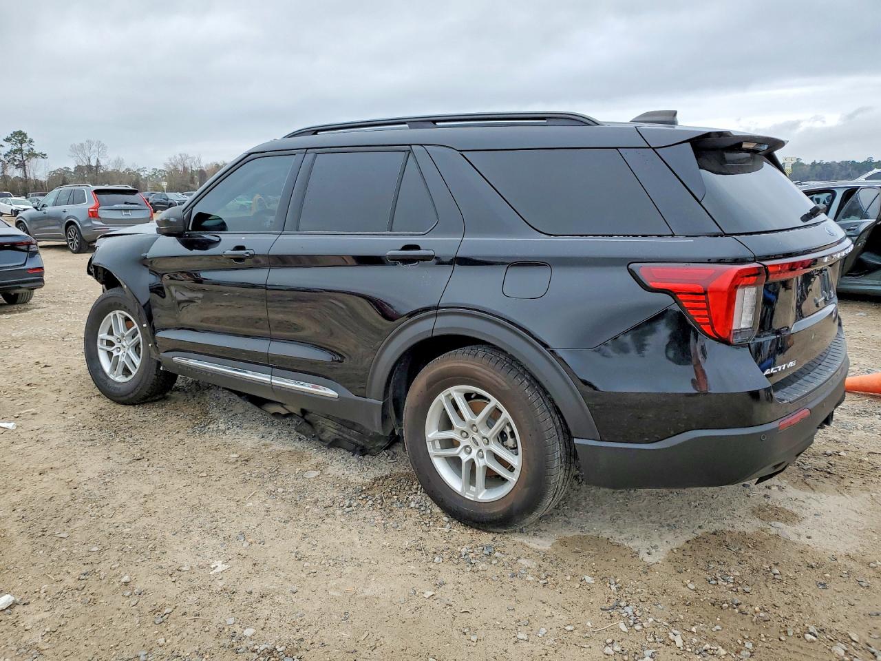 Ford Explorer Active