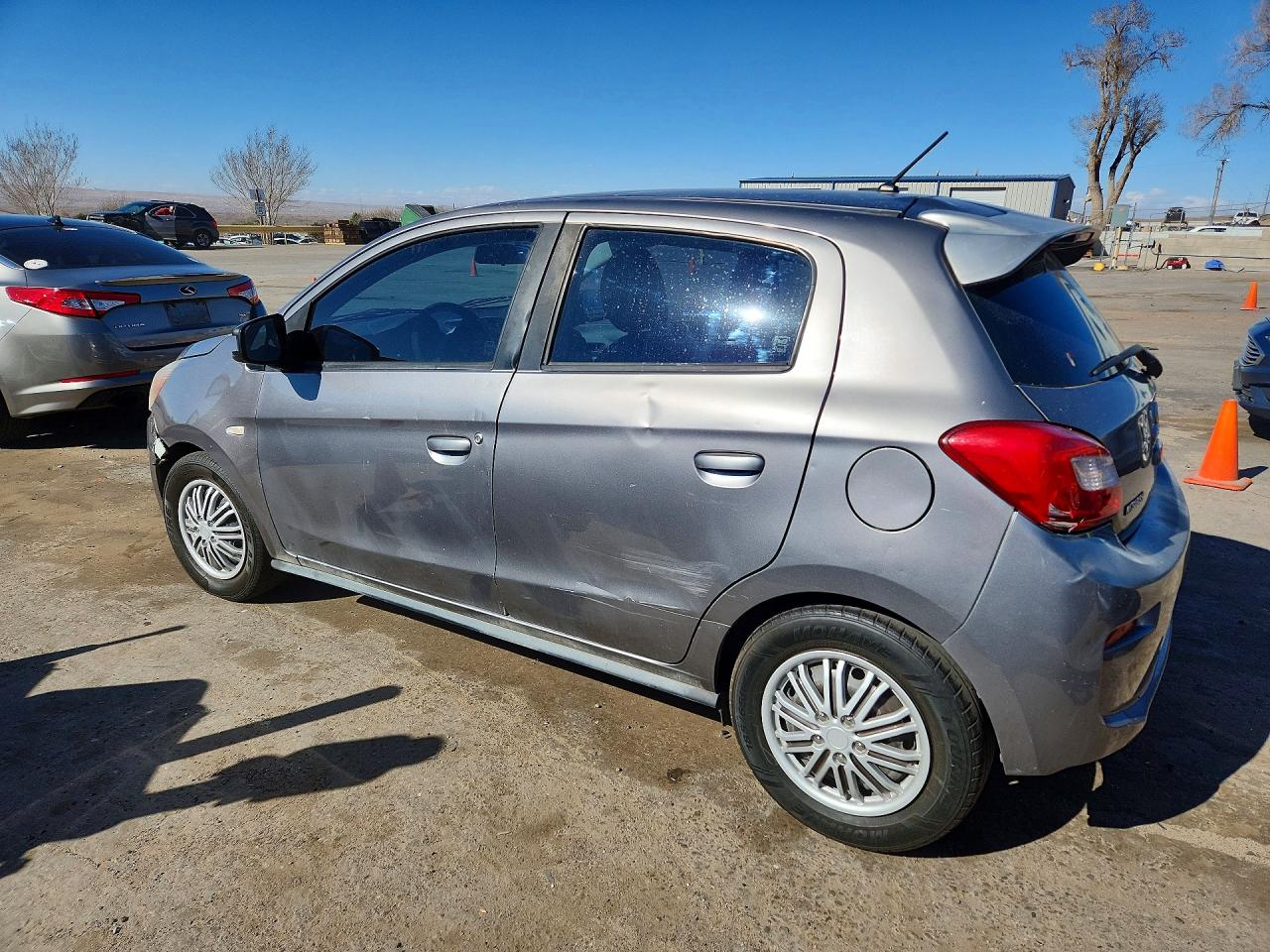 Mitsubishi Mirage Es