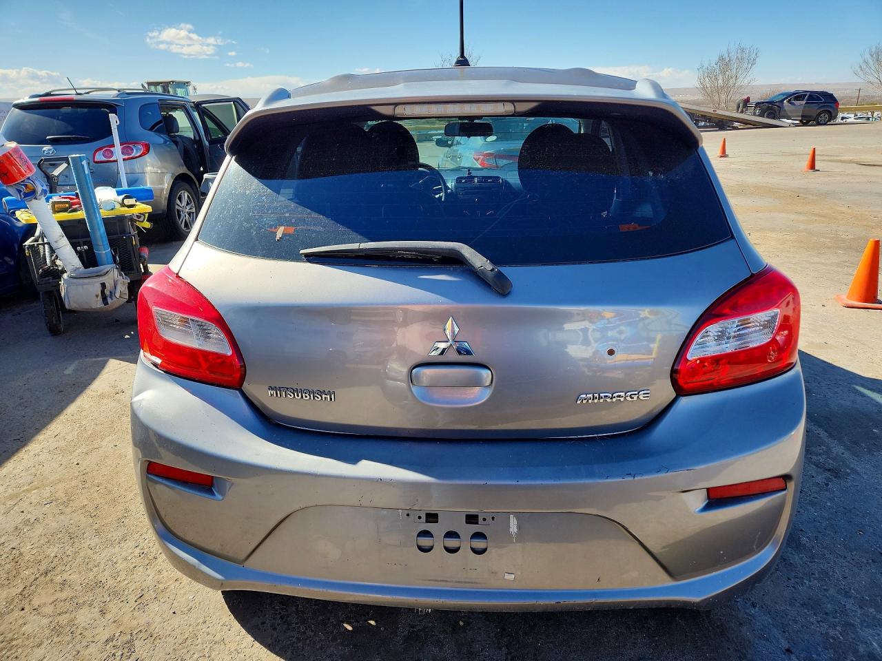 Mitsubishi Mirage Es