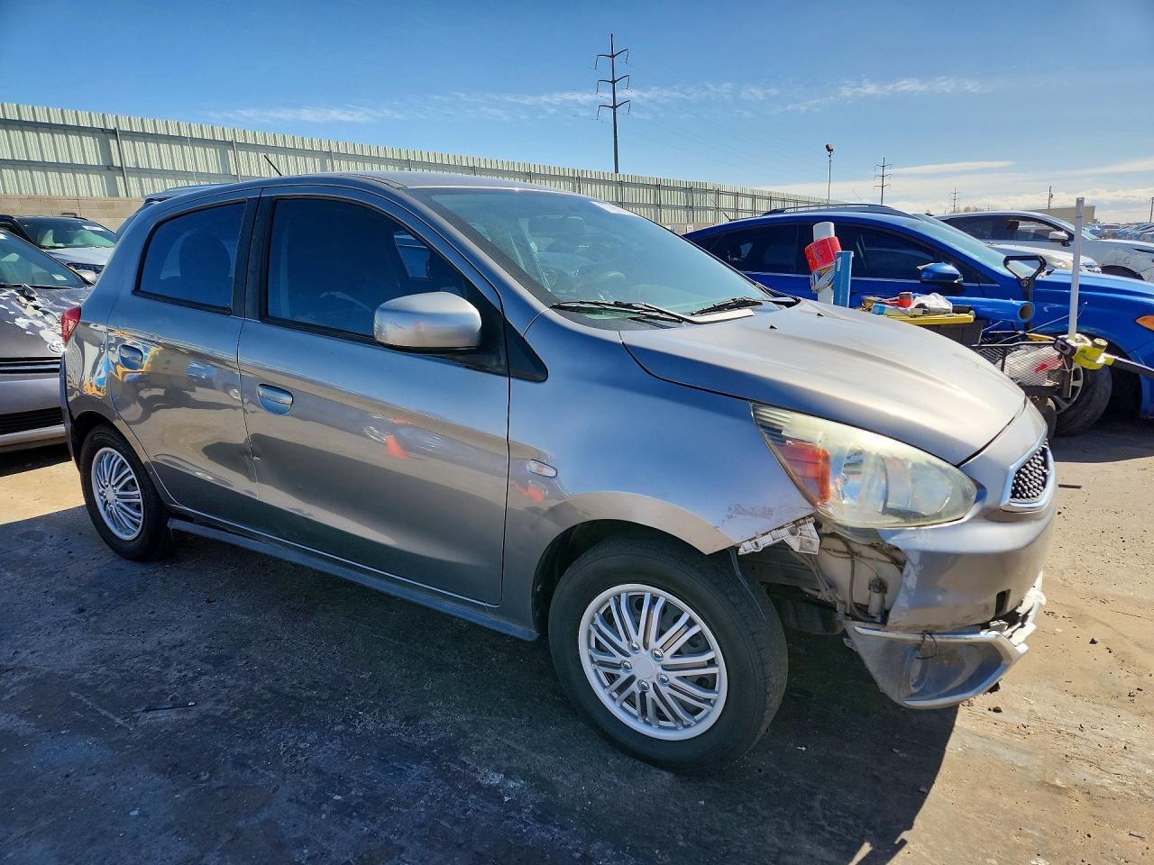 Mitsubishi Mirage Es