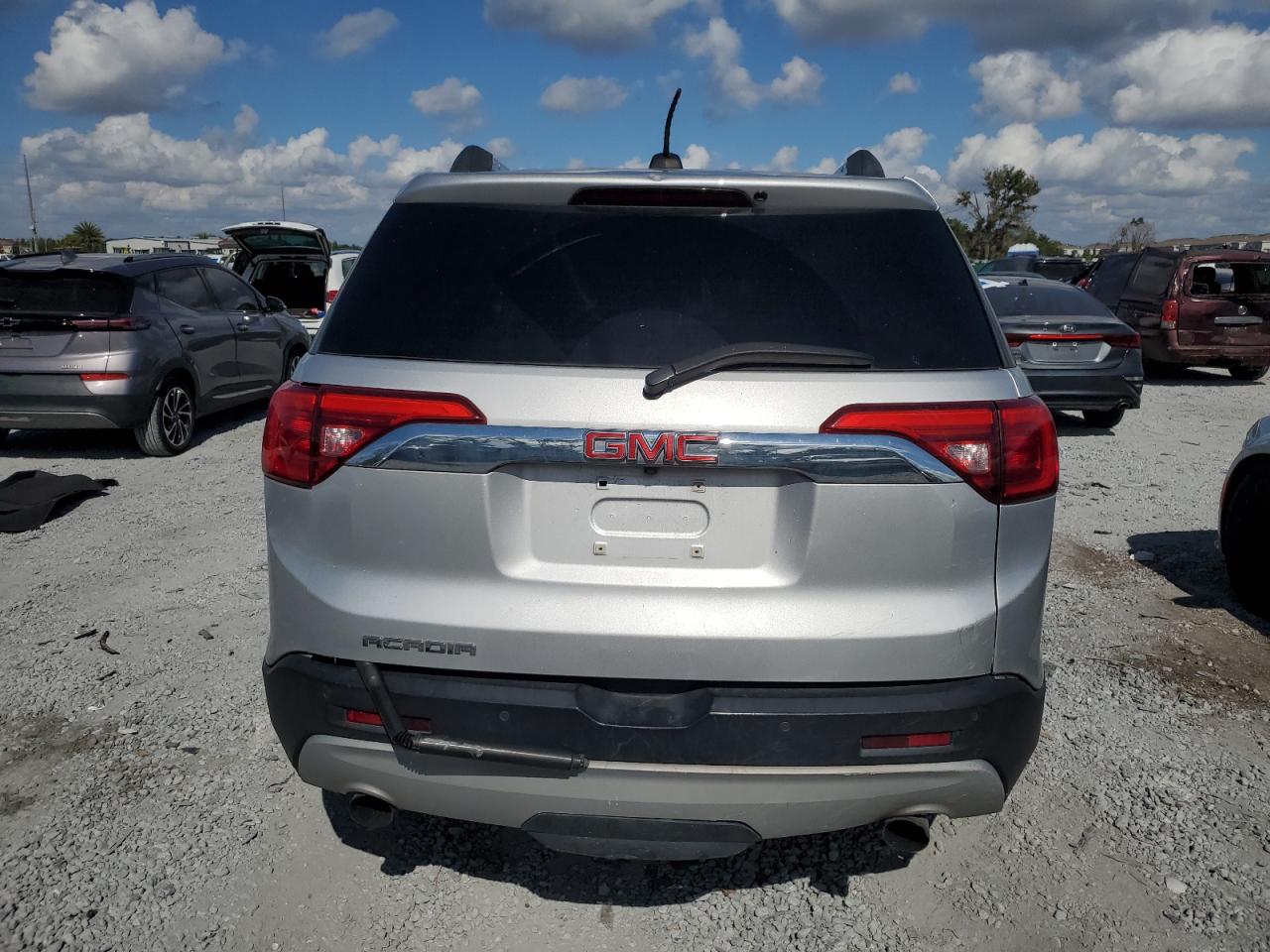 GMC Acadia Slt-1