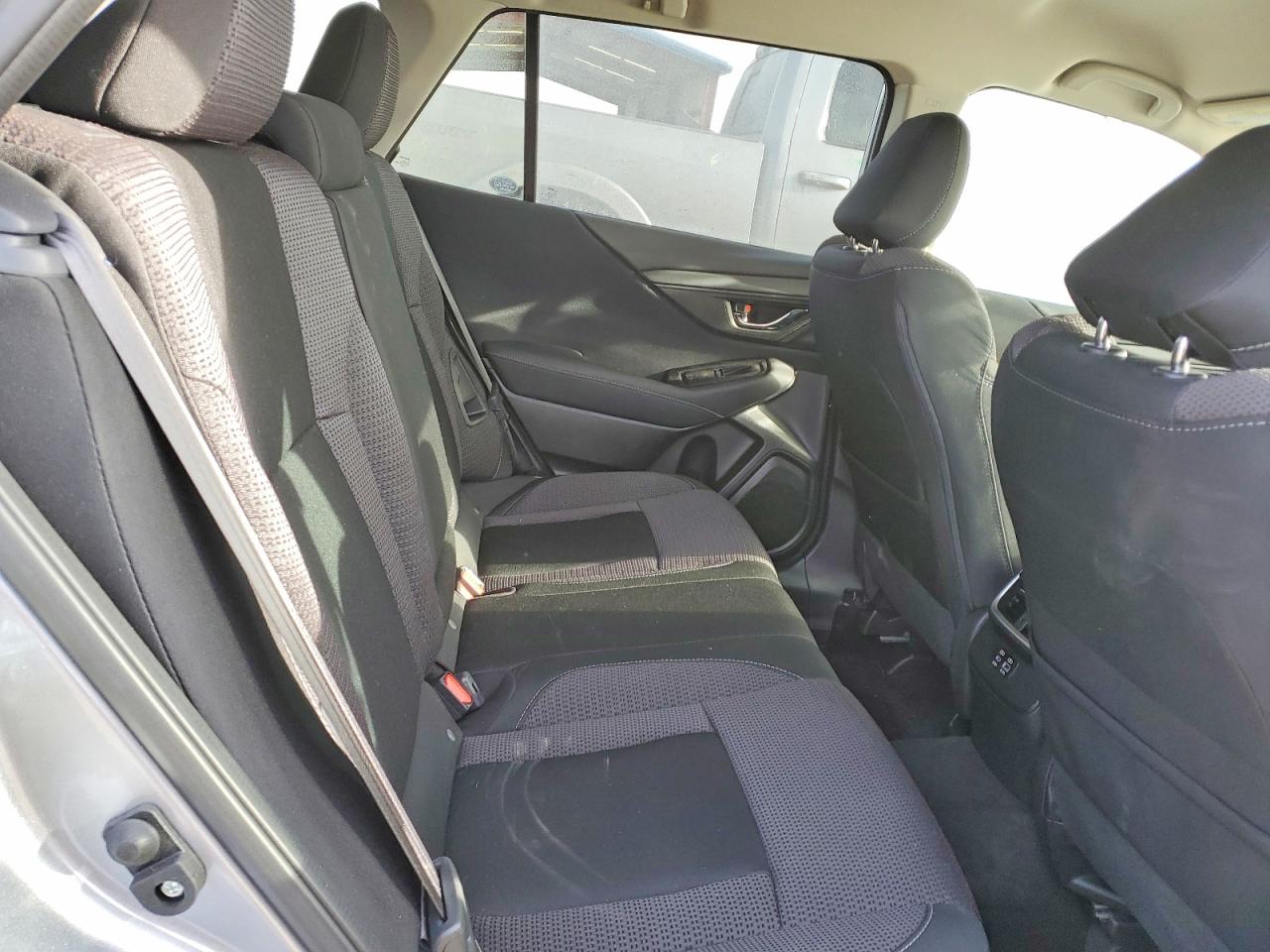 Subaru Outback Premium