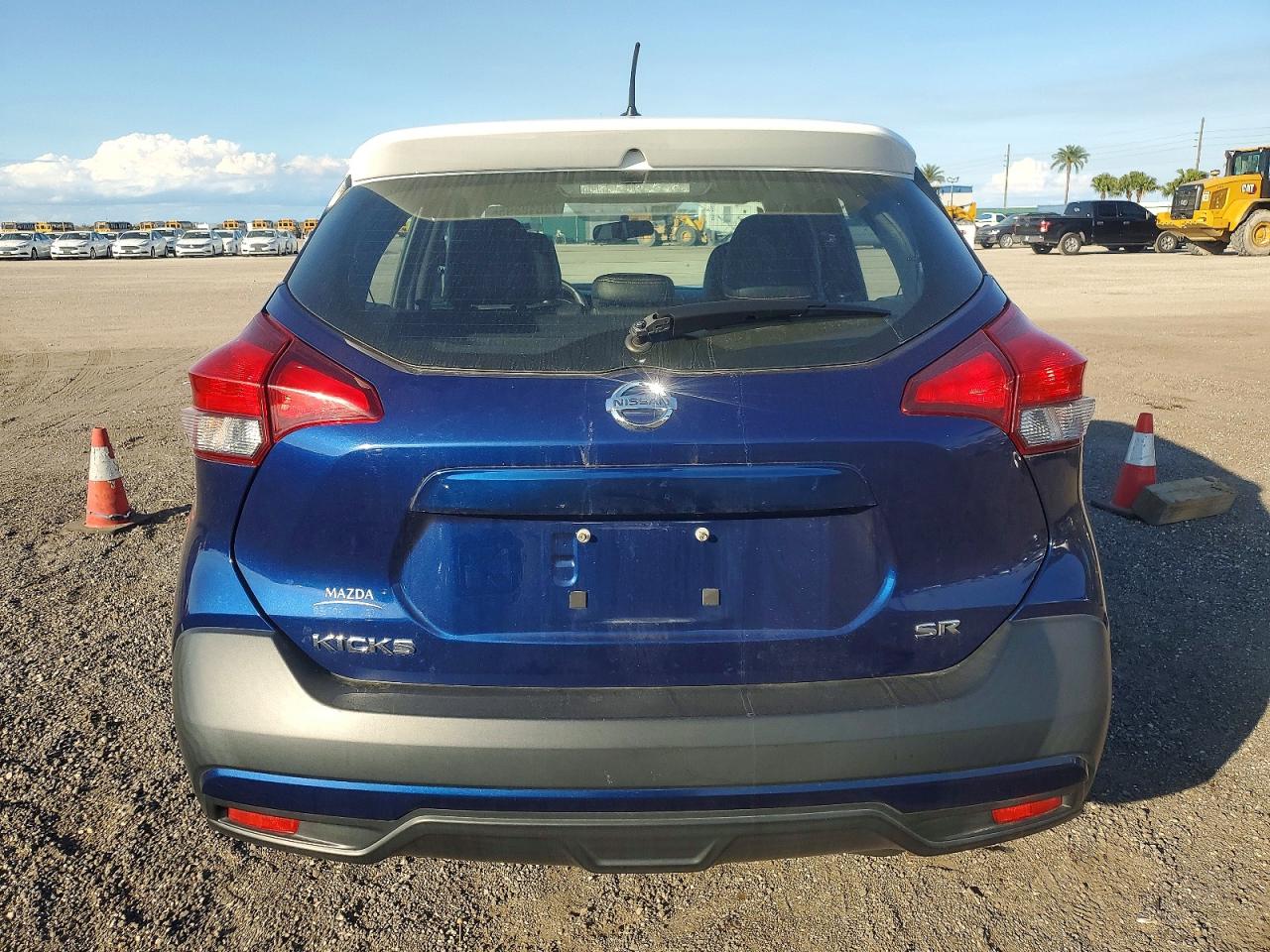 Nissan Kicks Sr