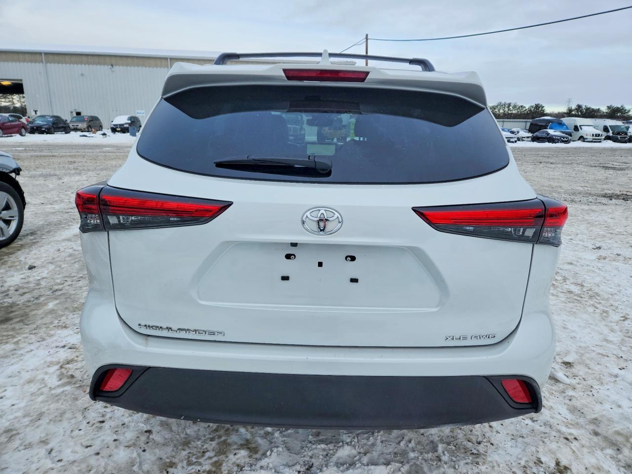 Toyota Highlander L