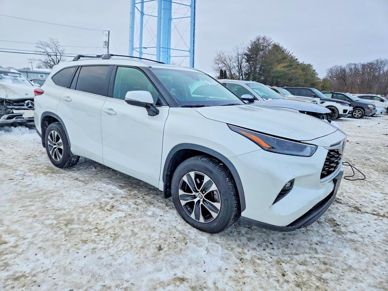 Toyota Highlander L