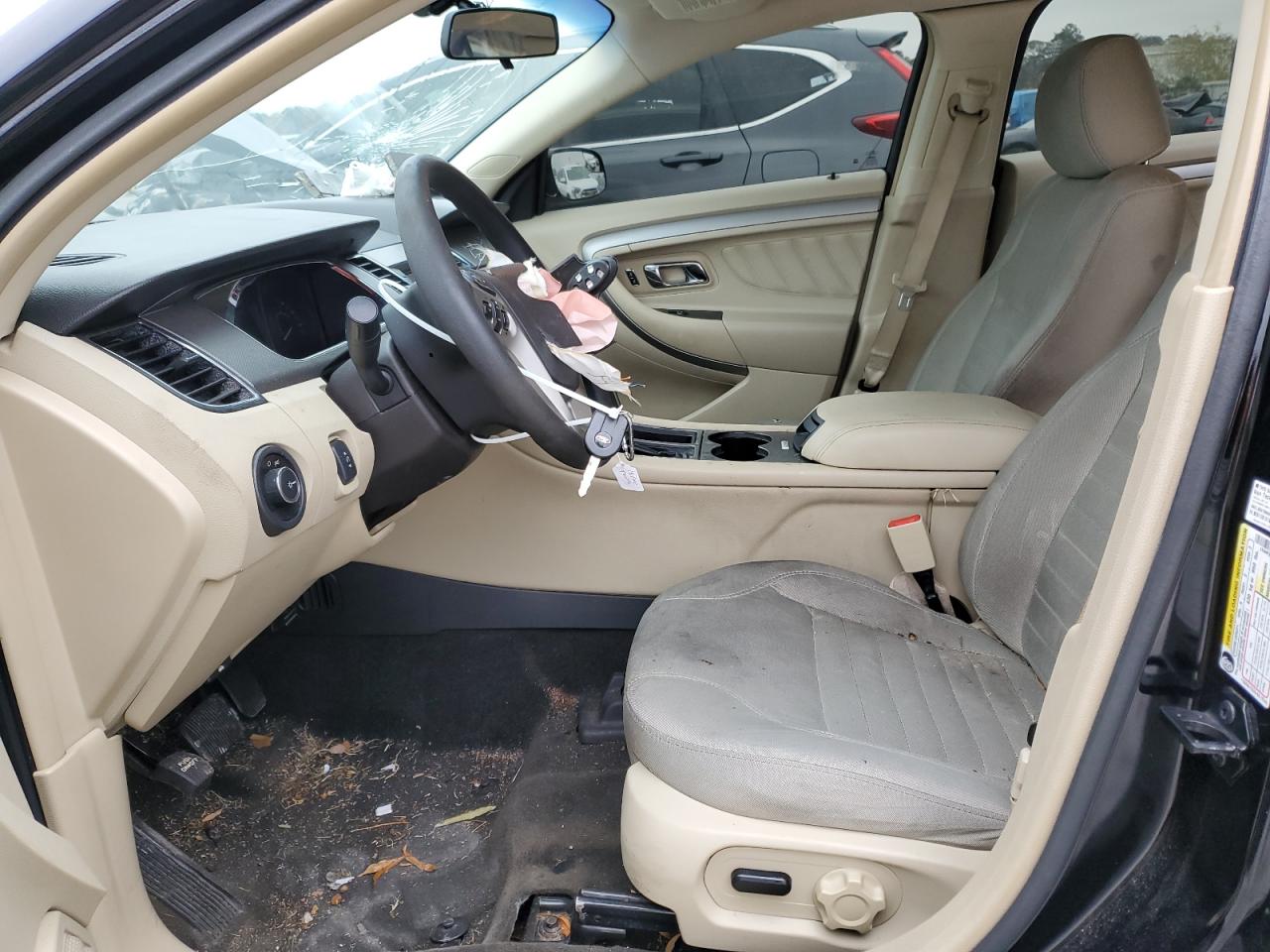 Ford Taurus Se