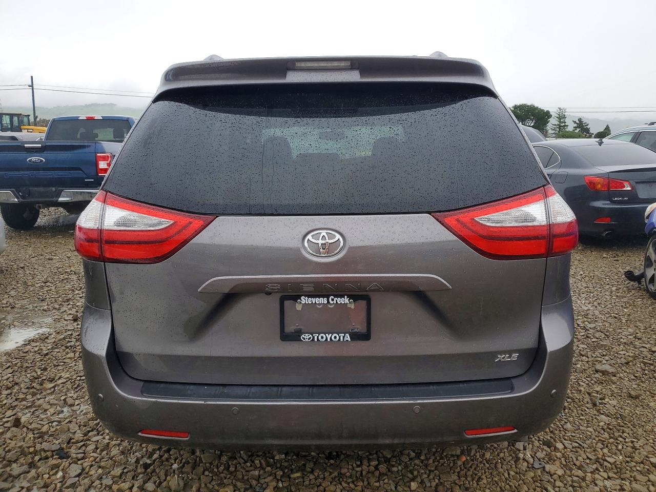 Toyota Sienna Xle