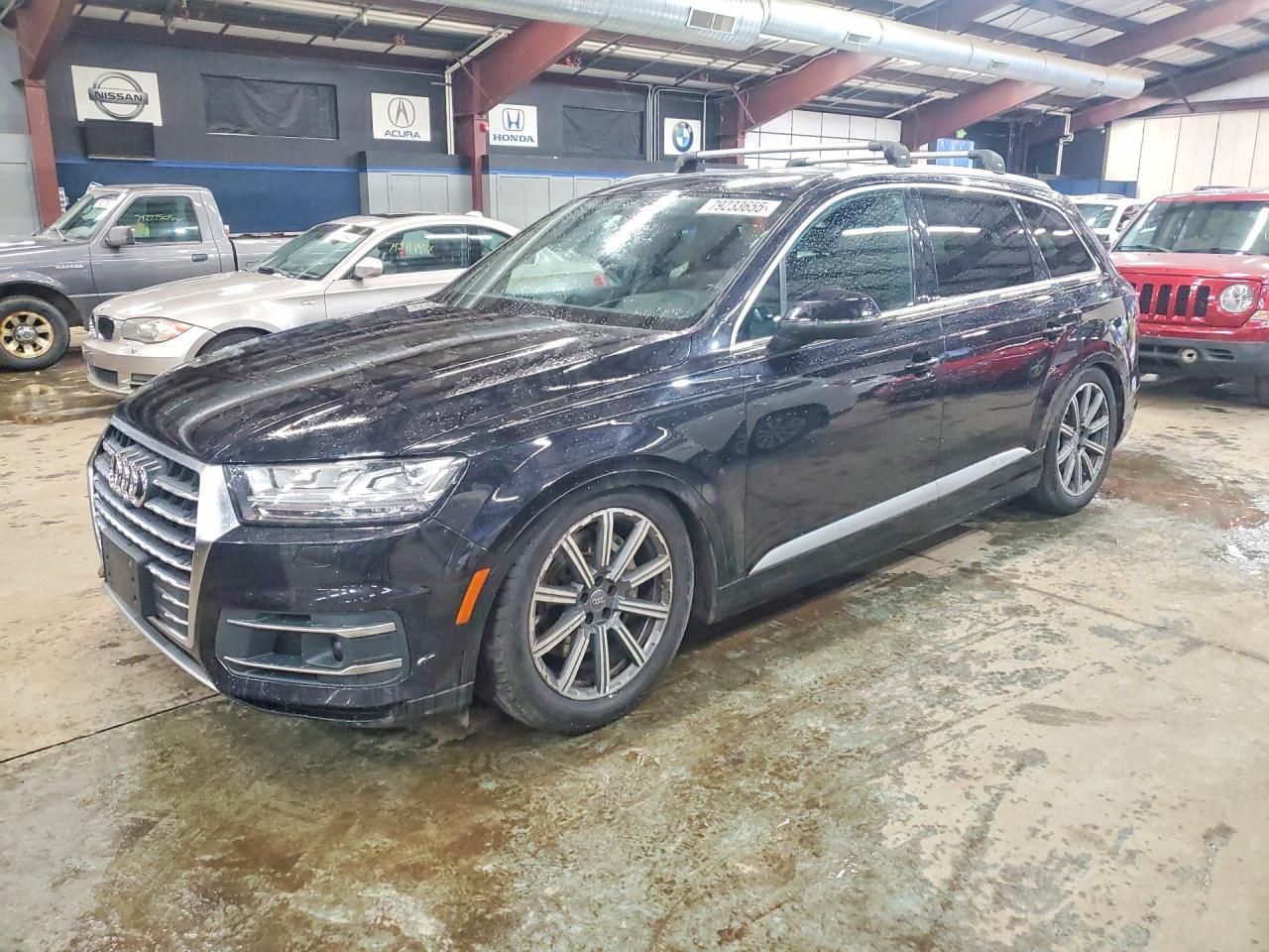 Salvage Audi Q7 Image