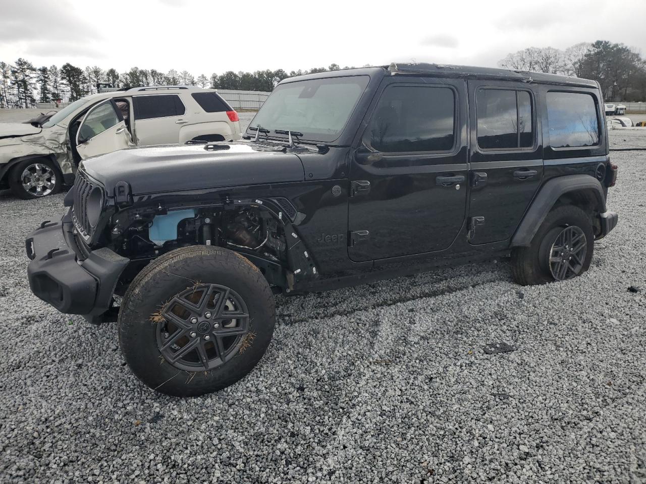 Salvage Jeep Wrangler Image