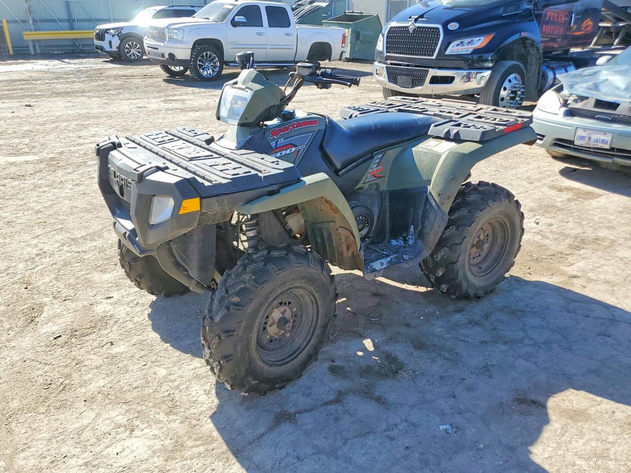 Salvage Polaris Sportsman Image