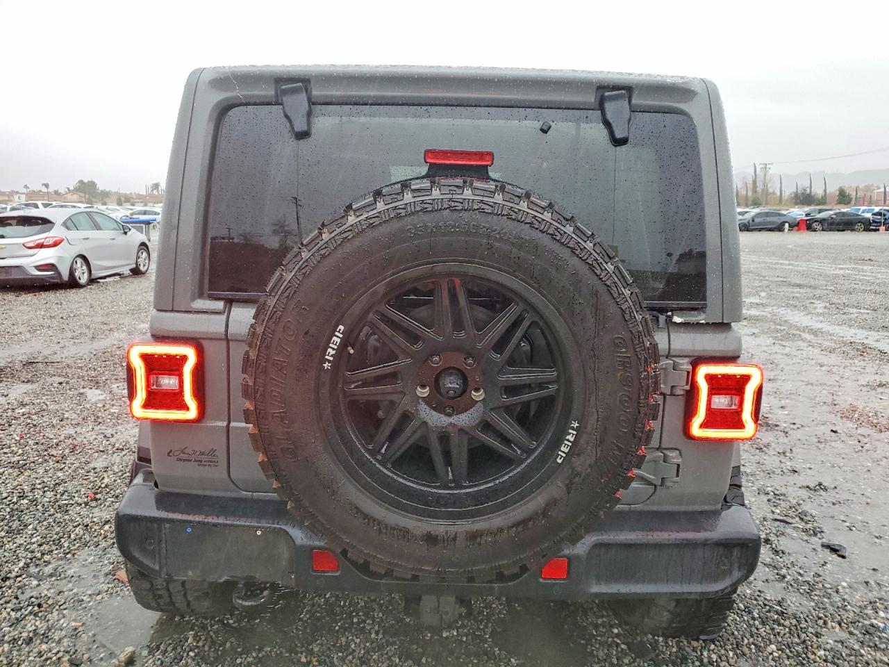 Jeep Wrangler Sahara