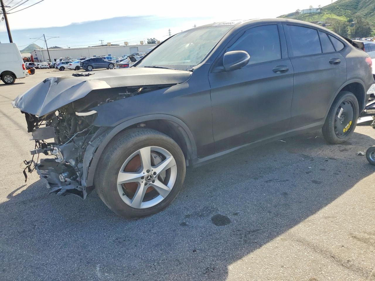 Salvage Mercedes-Benz GLC Image