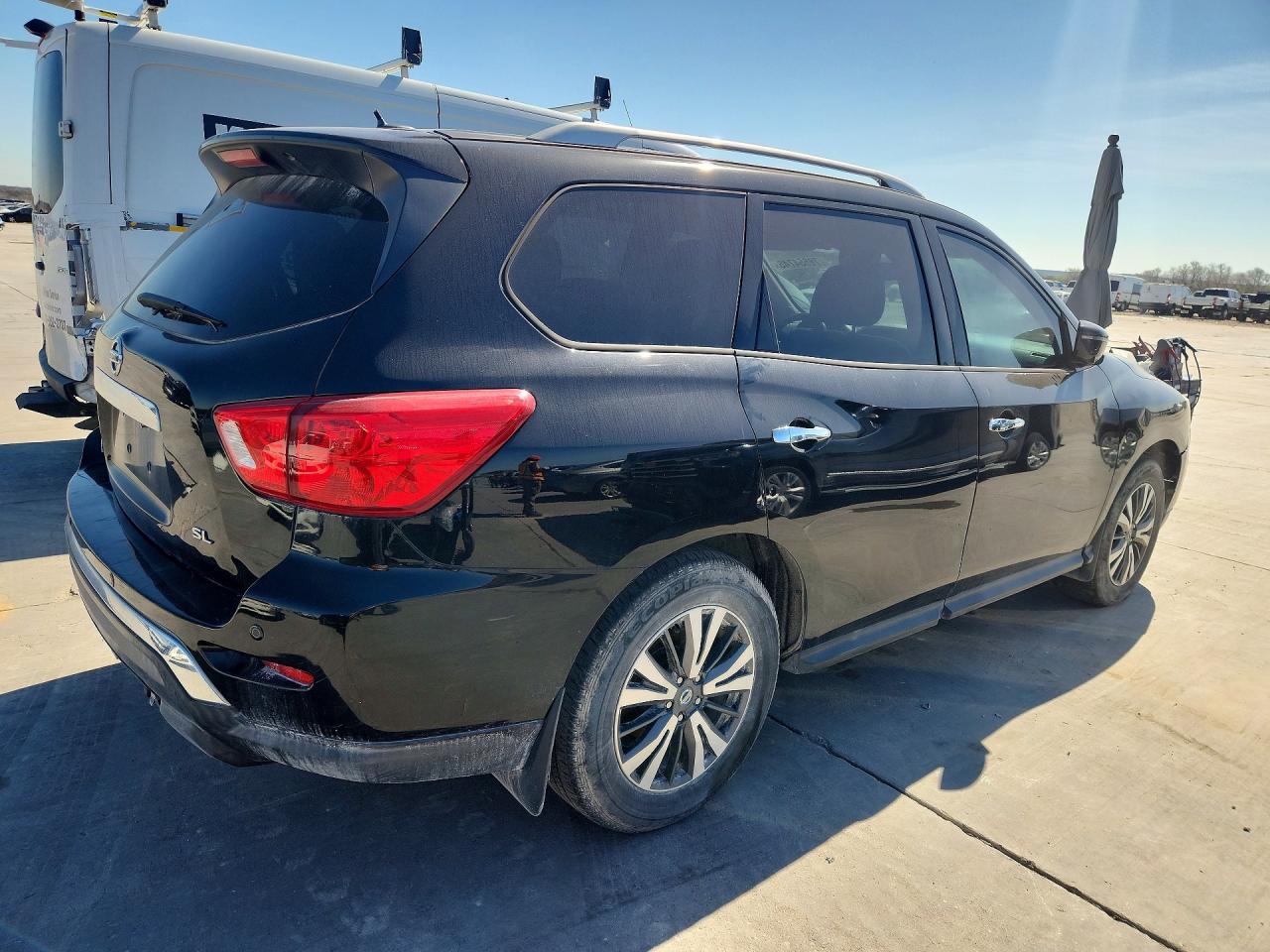 Nissan Pathfinder Sl