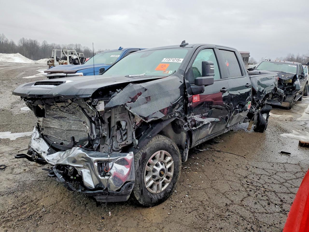 Salvage Chevrolet Silverado Image