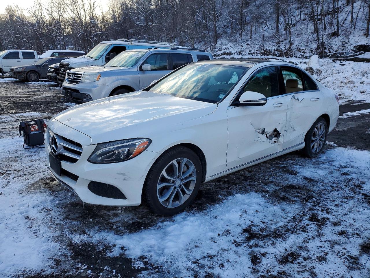 Salvage Mercedes-Benz C-Class Image
