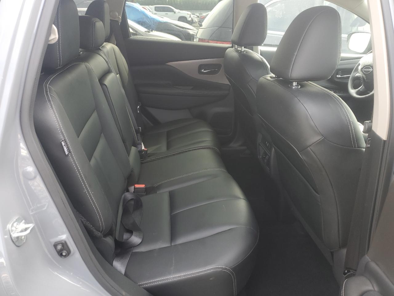 Nissan Murano Sv
