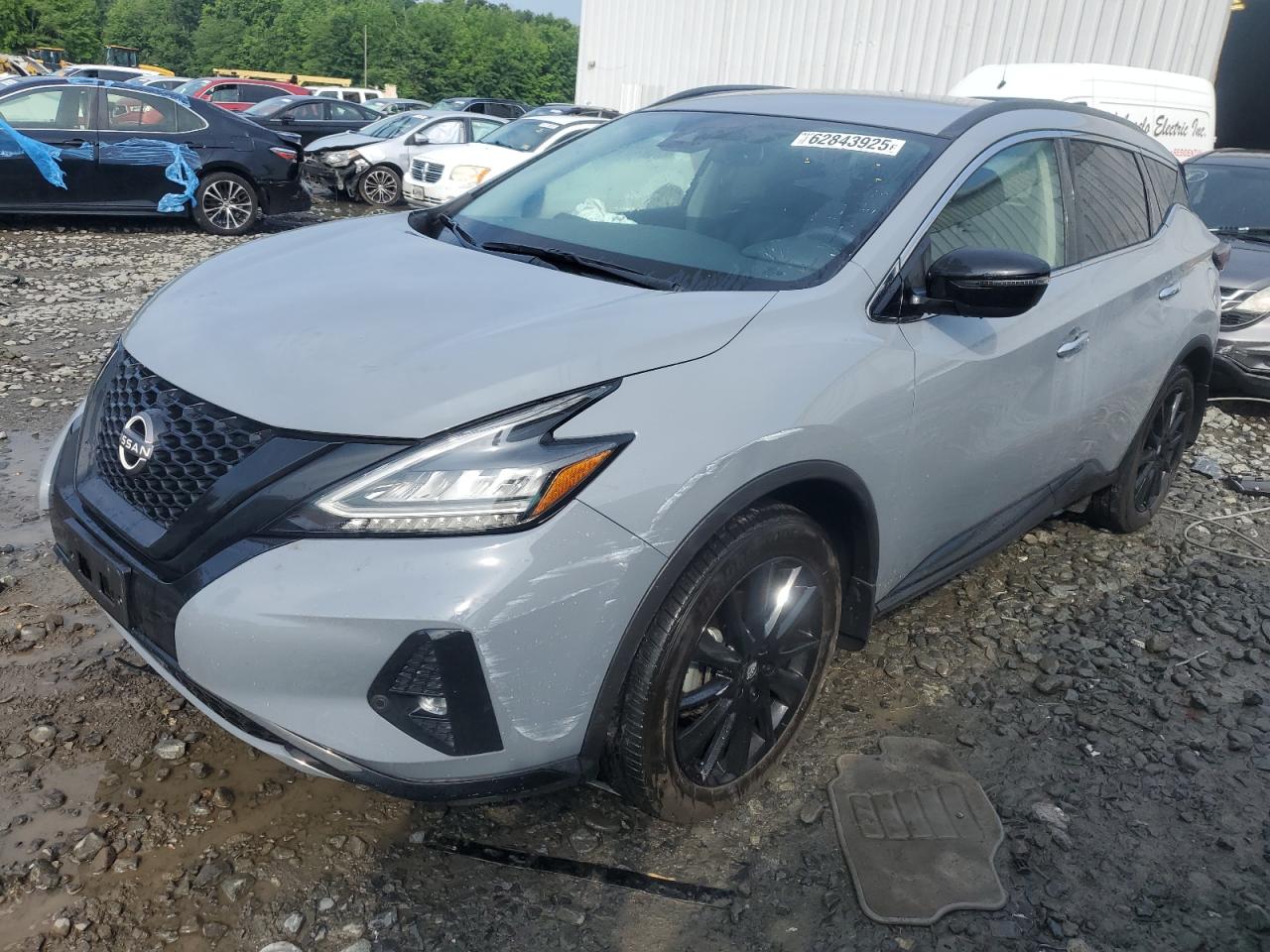 Salvage Nissan Murano Image