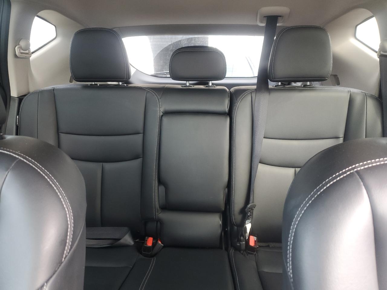 Nissan Murano Sv