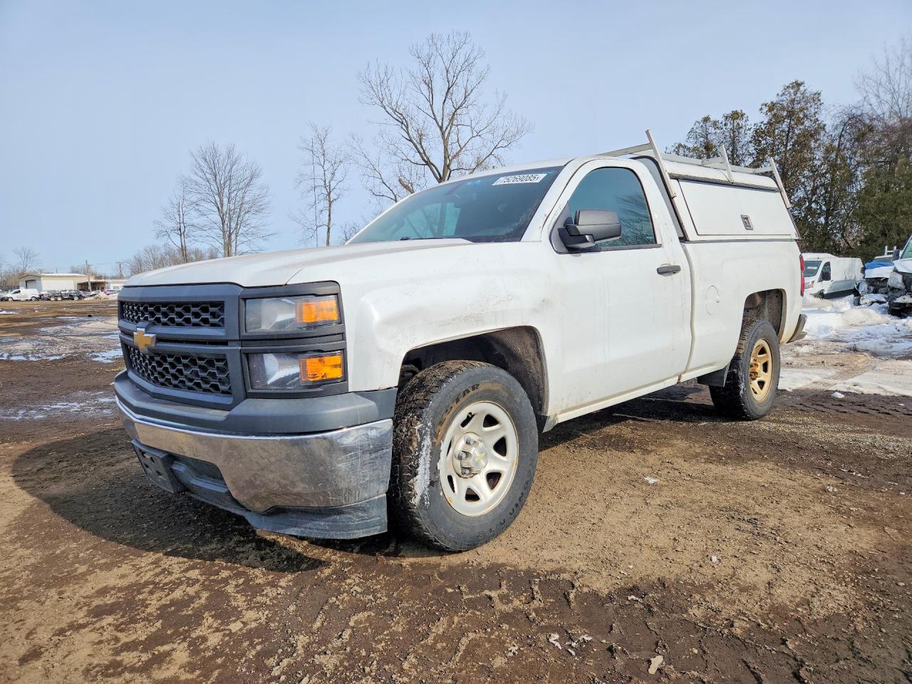 Salvage Chevrolet Silverado Image