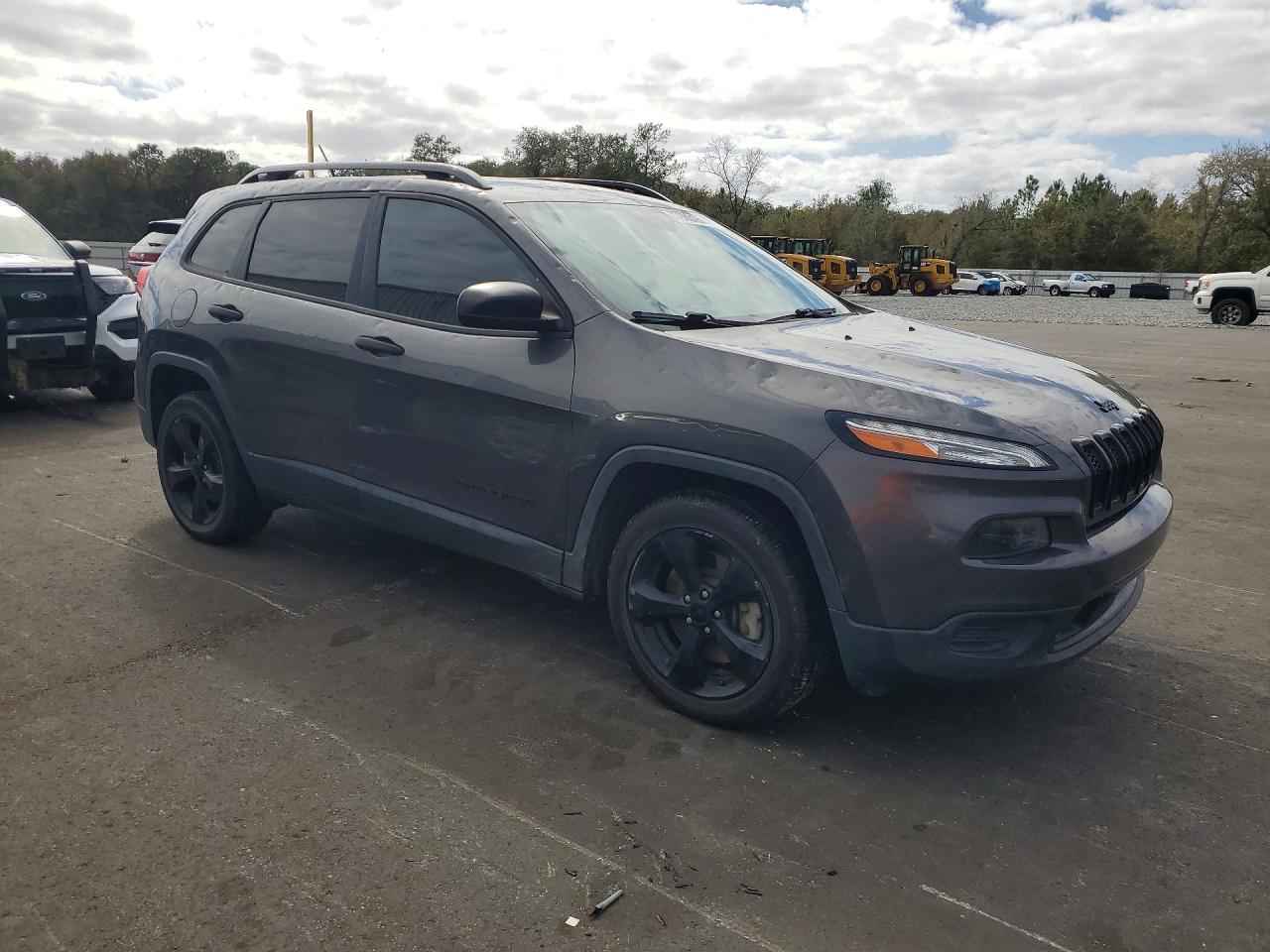 Jeep Grand Cherokee Sport