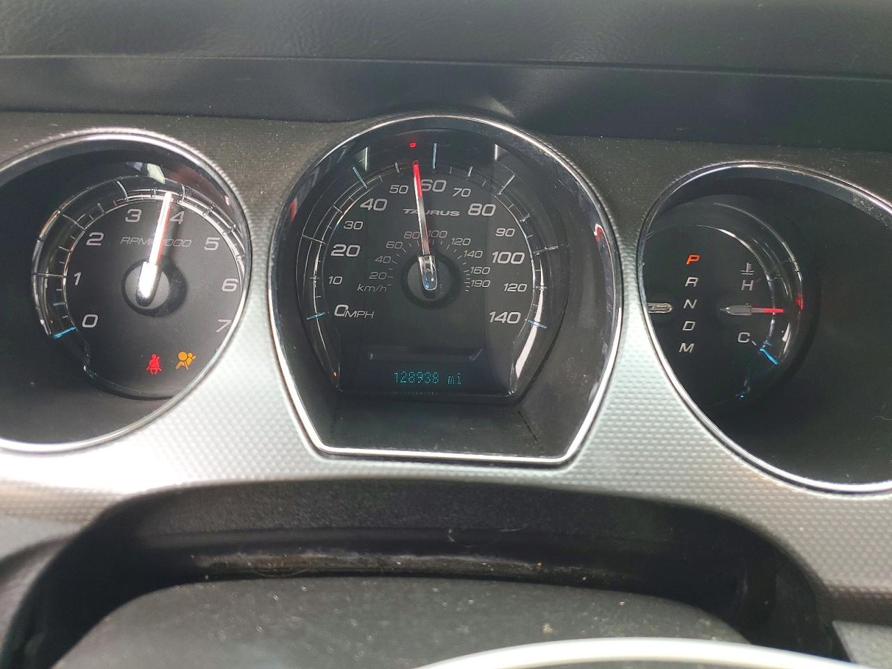 Ford Taurus Sel