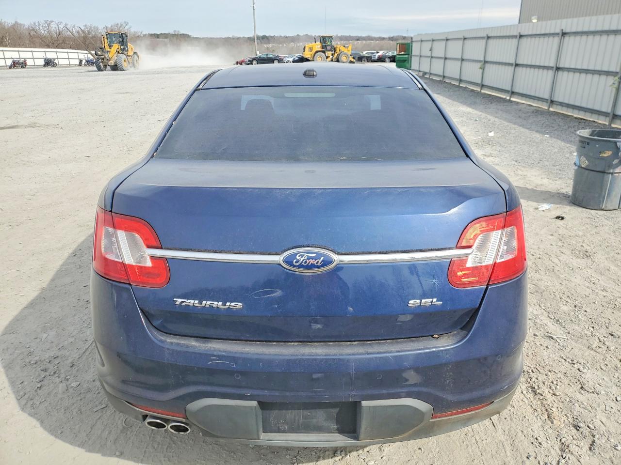 Ford Taurus Sel