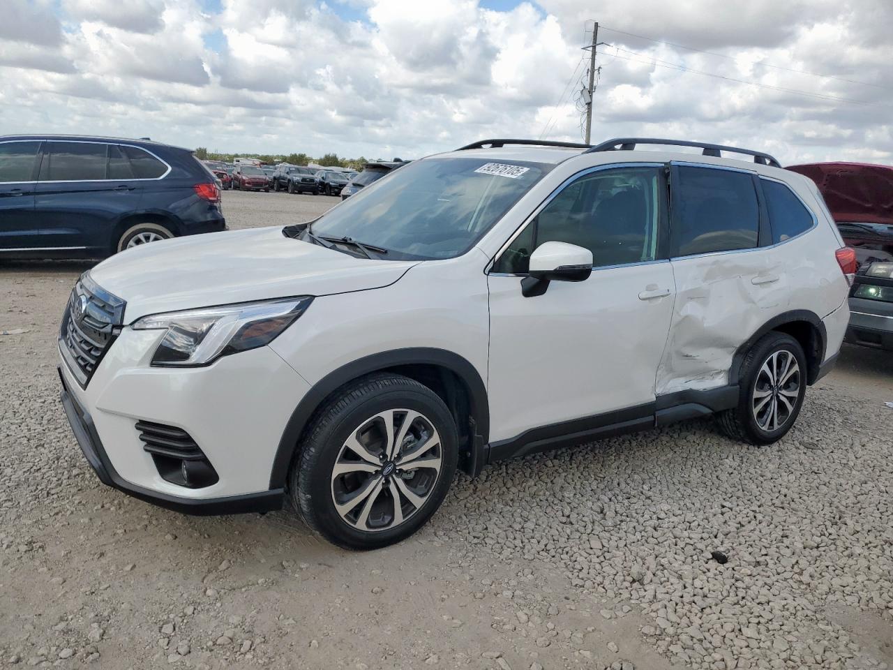Salvage Subaru Forester Image