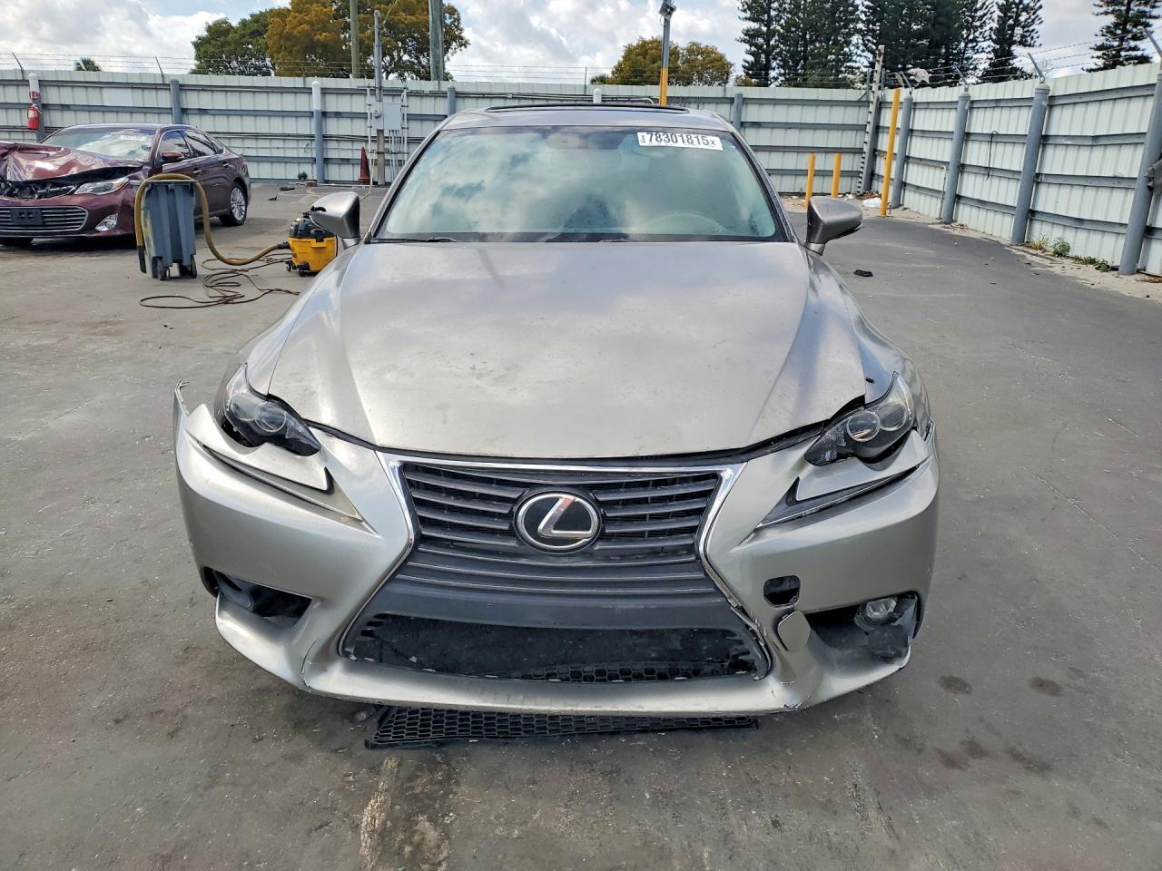 Lexus Is