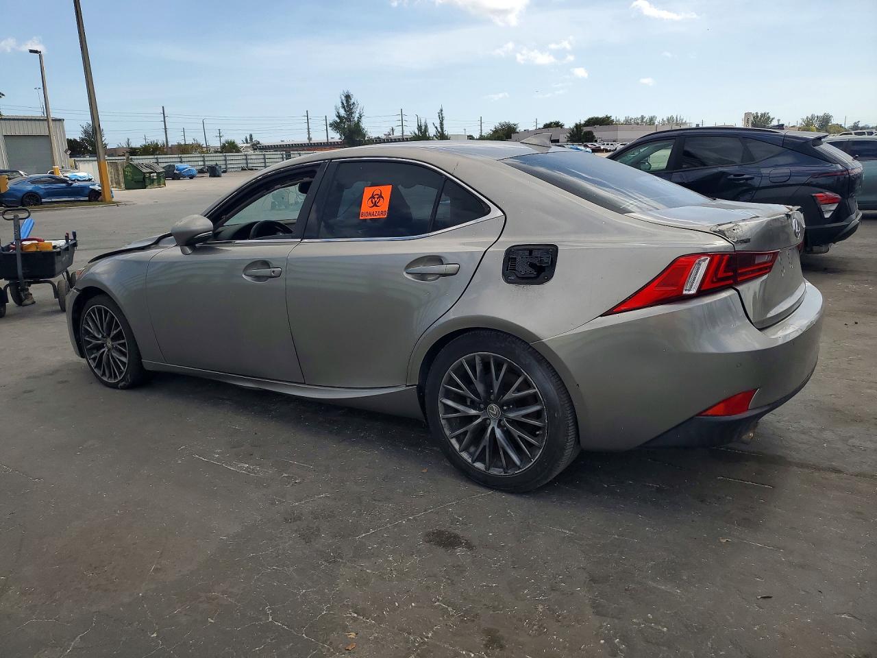 Lexus Is
