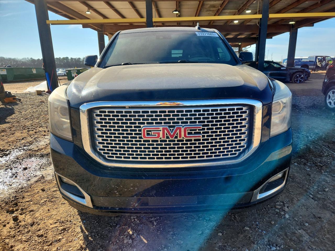 GMC Yukon Denali