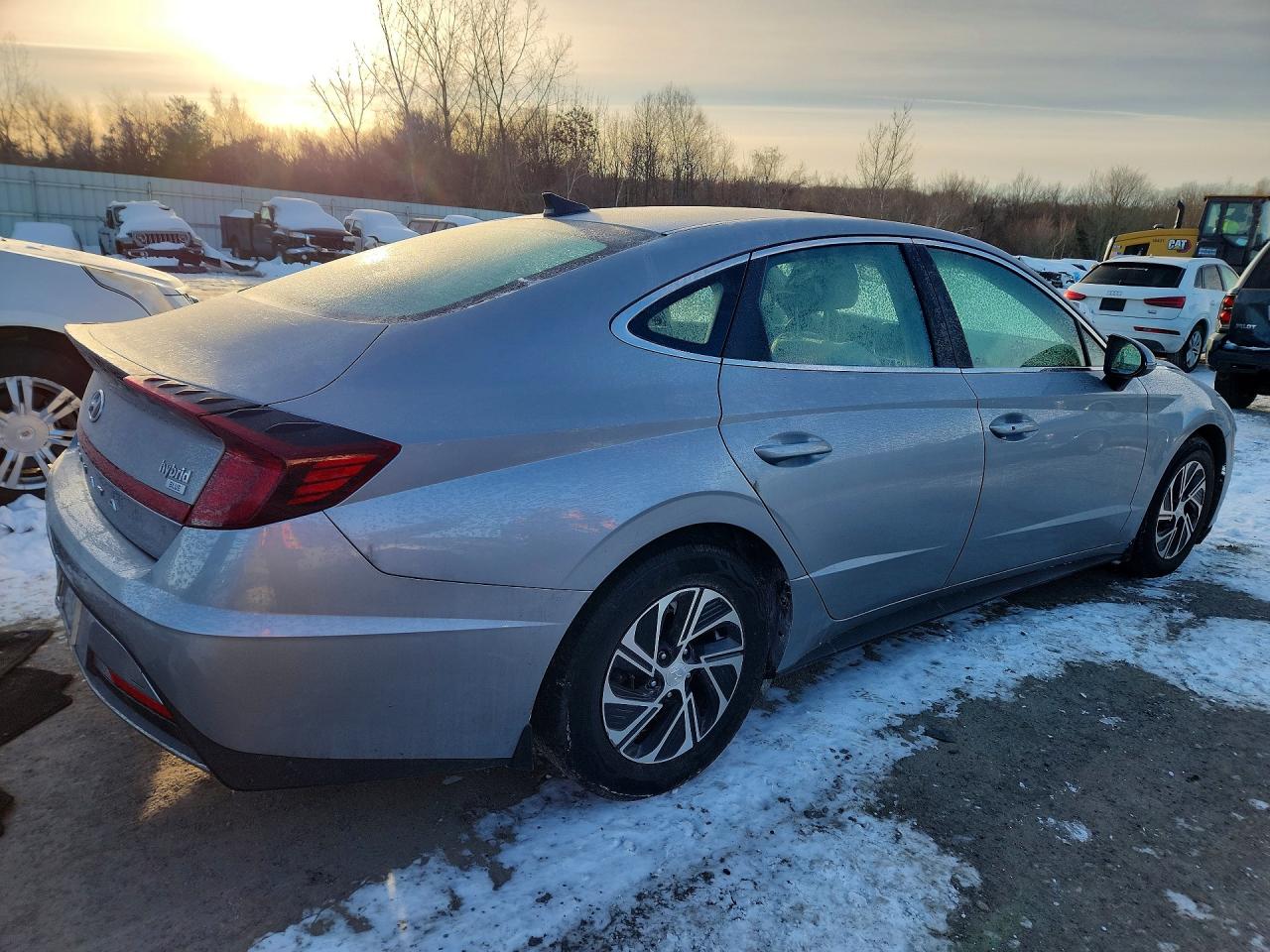 Hyundai SONATA Hybrid