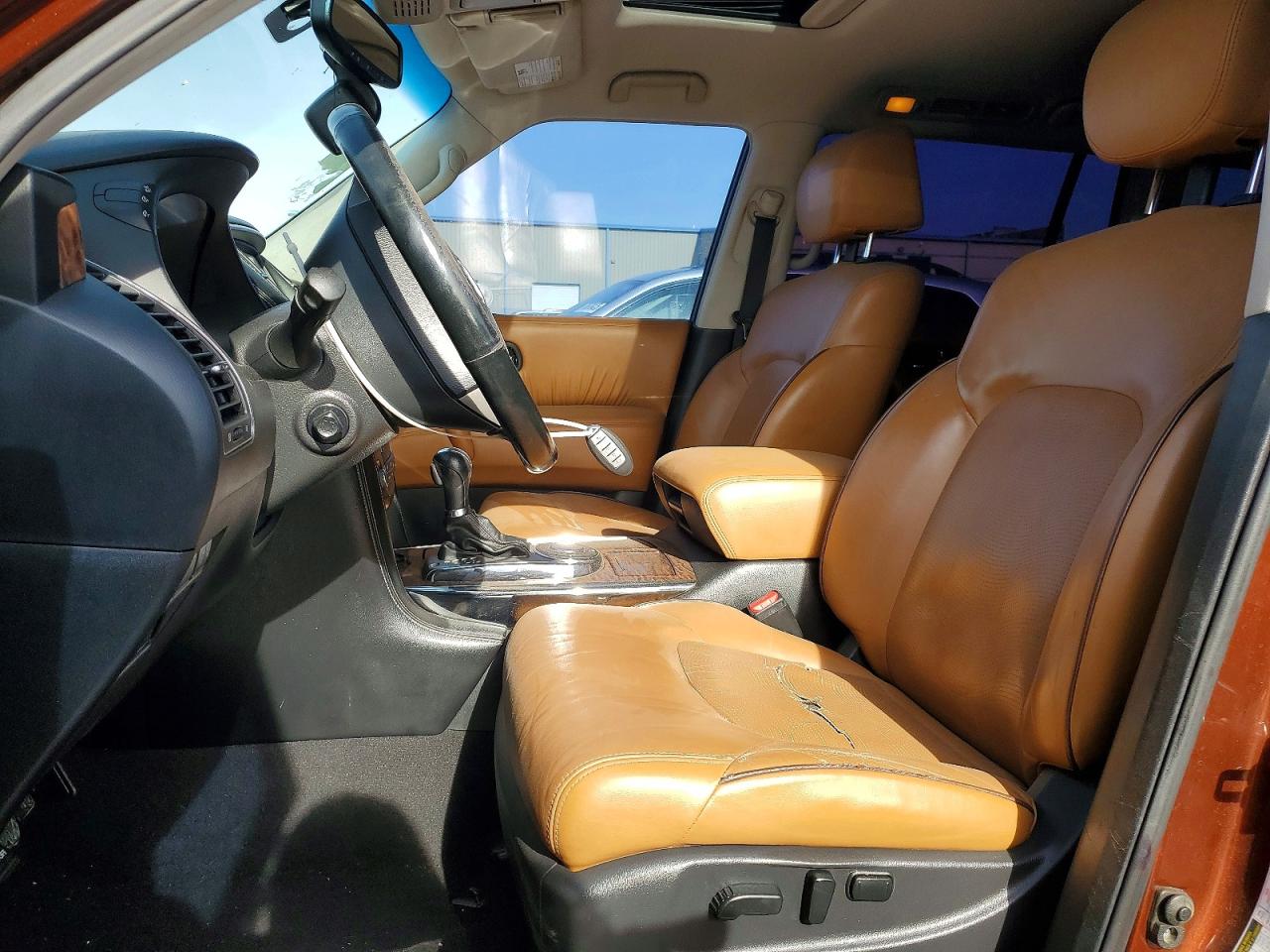 Nissan Armada Platinum