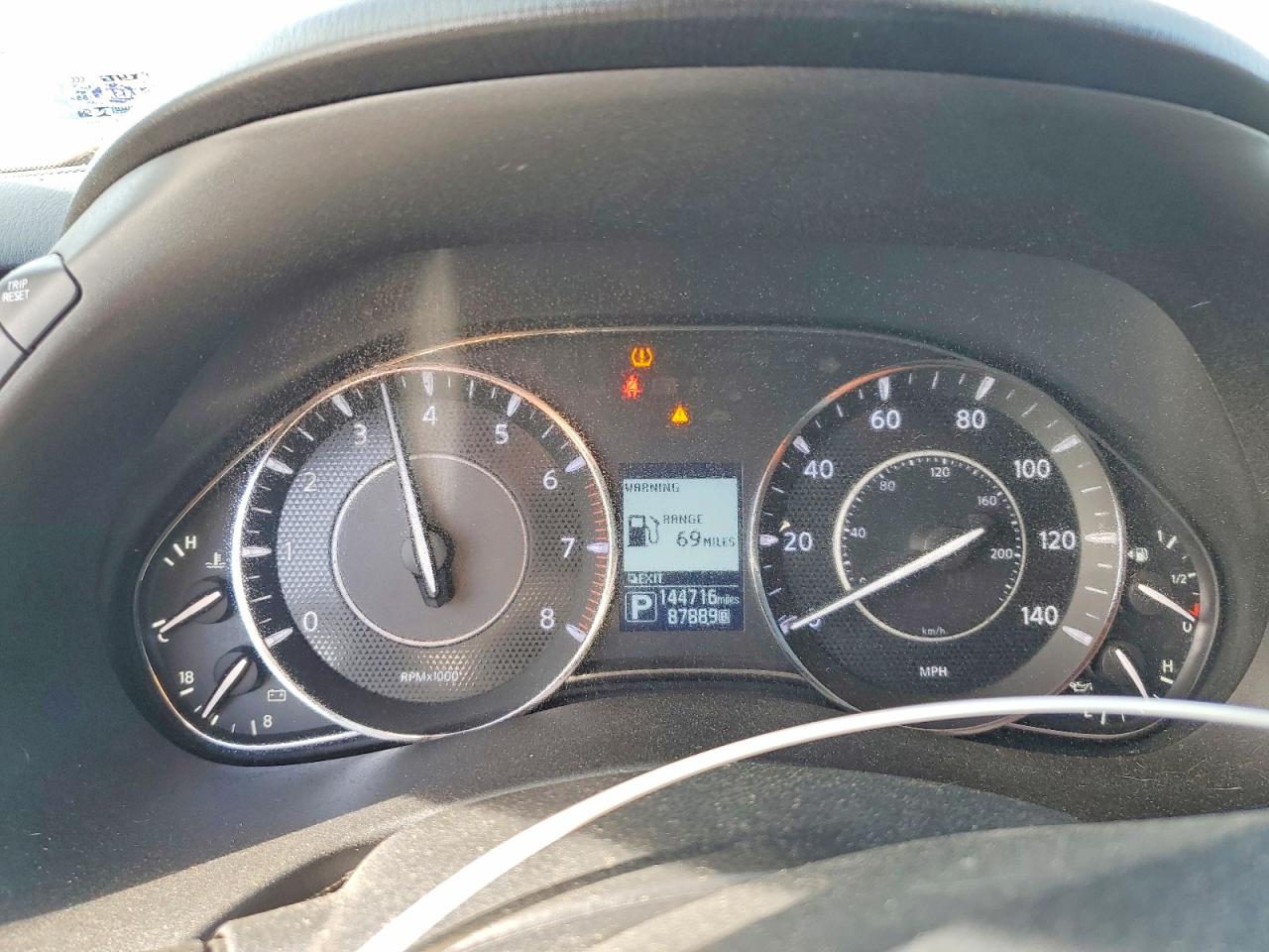 Nissan Armada Platinum