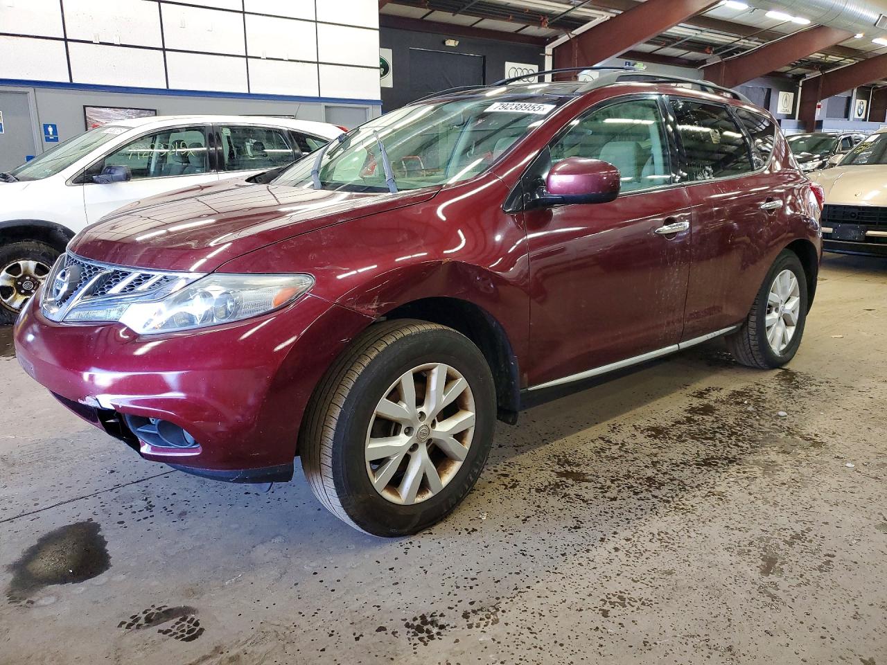 Salvage Nissan Murano Image