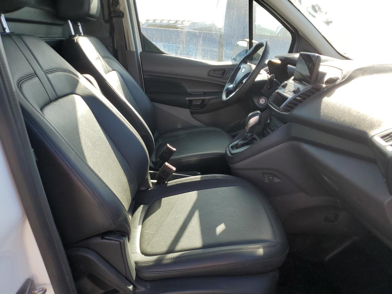Ford Transit Titanium