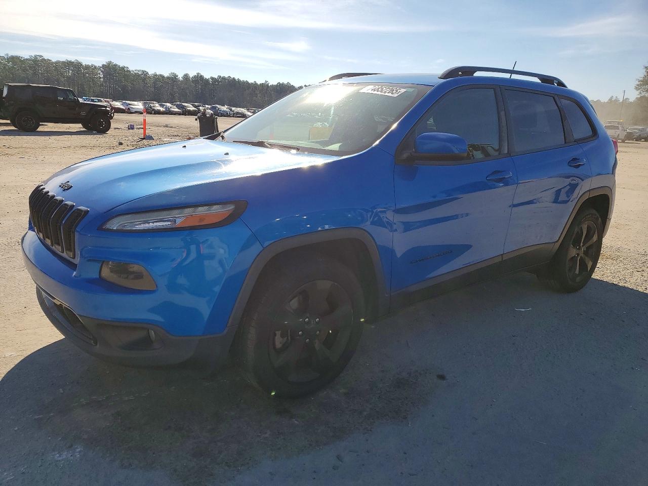 Salvage Jeep Grand Cherokee Image