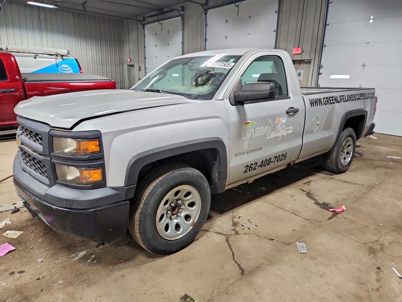 Salvage Chevrolet Silverado Image