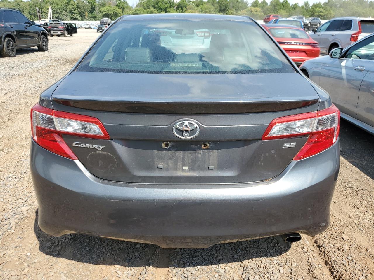 Toyota Camry L