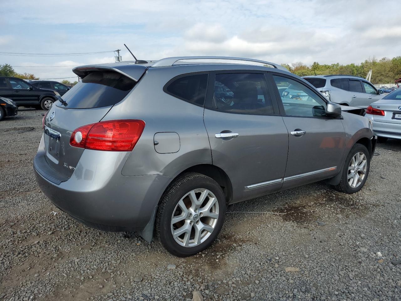 Nissan Rogue S