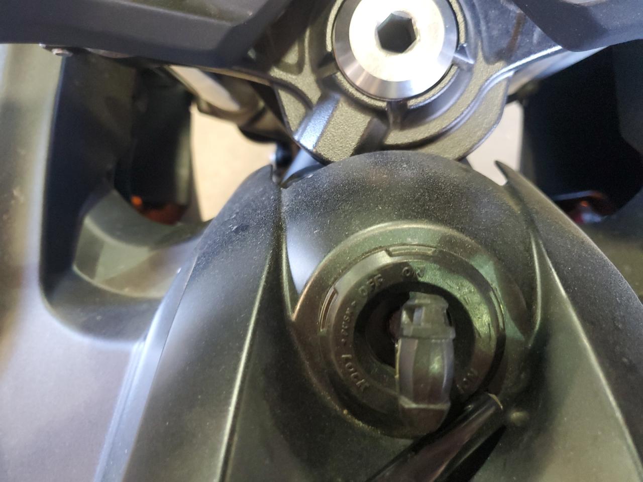 Kawasaki Ex650 R R