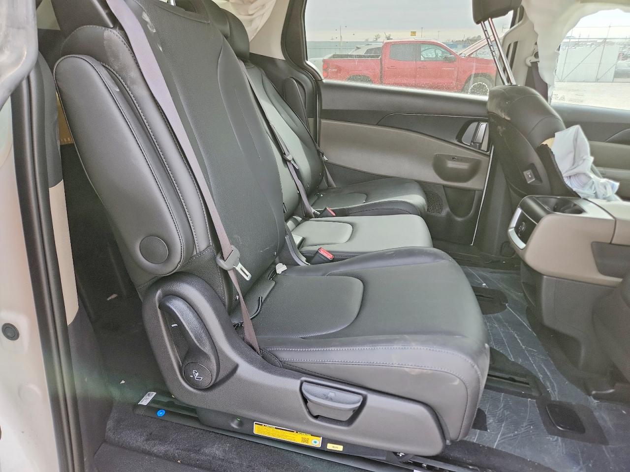 Kia Carnival Lxs