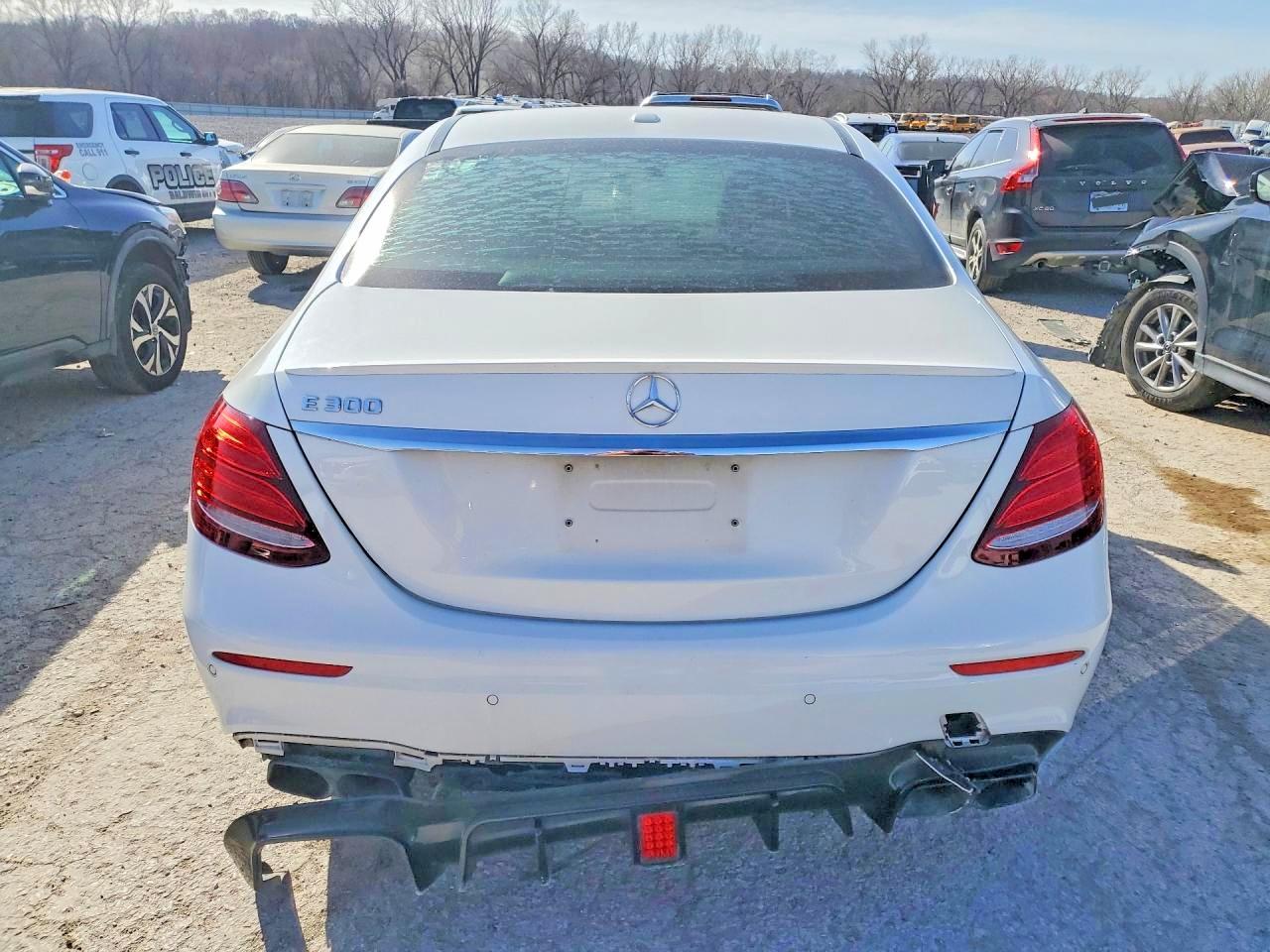 Mercedes-Benz E-Class 300