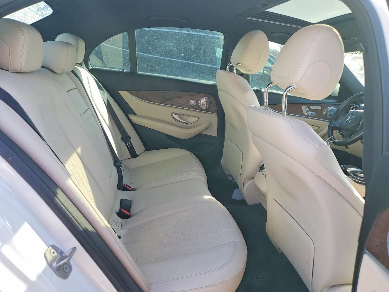 Mercedes-Benz E-Class 300