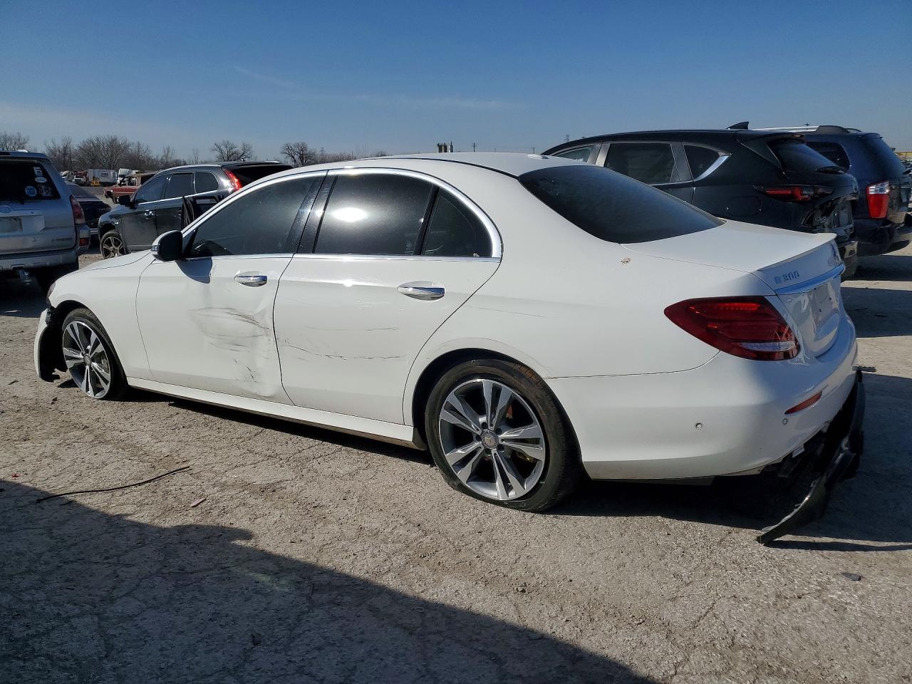 Mercedes-Benz E-Class 300