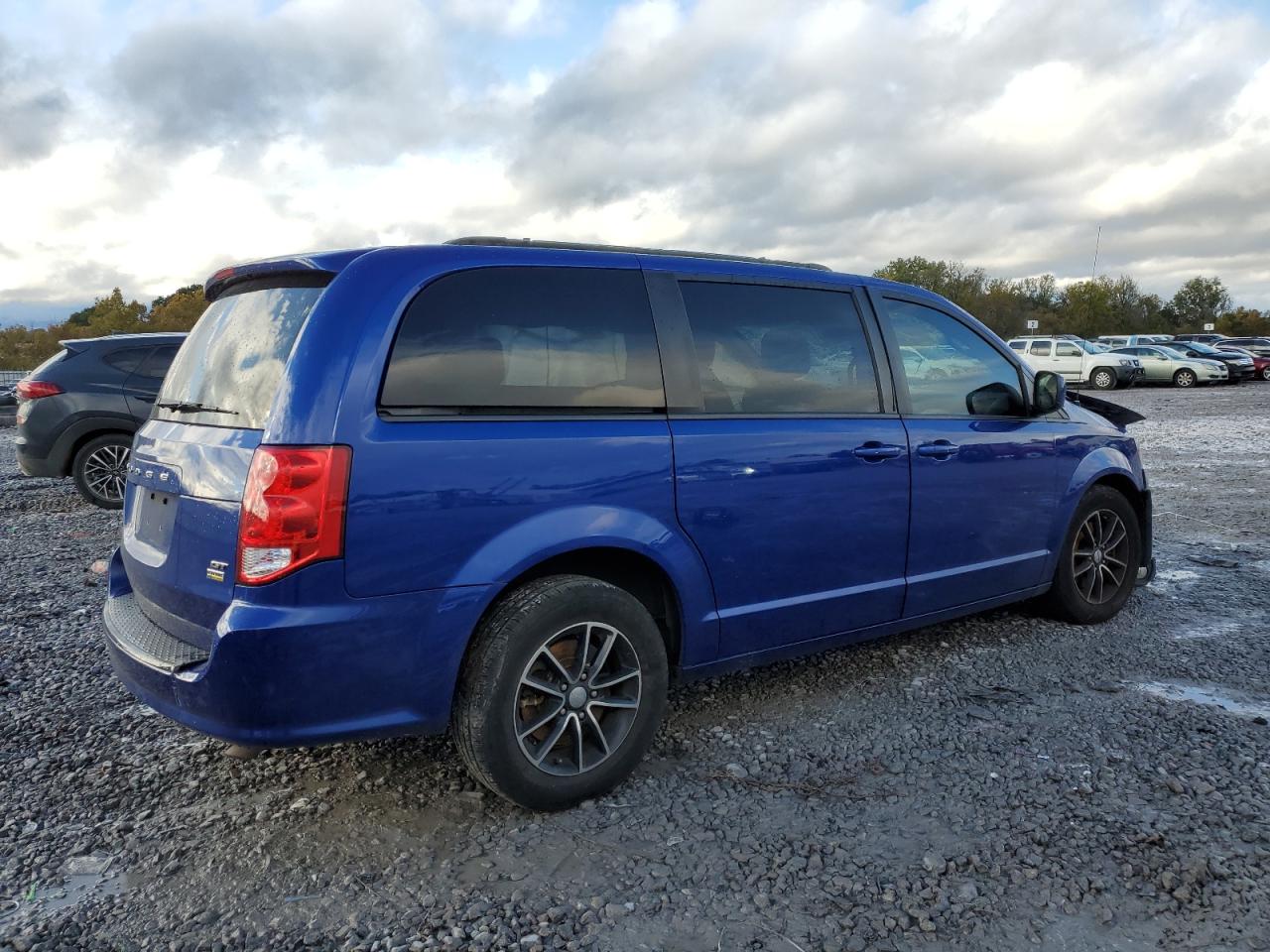 Dodge Caravan Gt