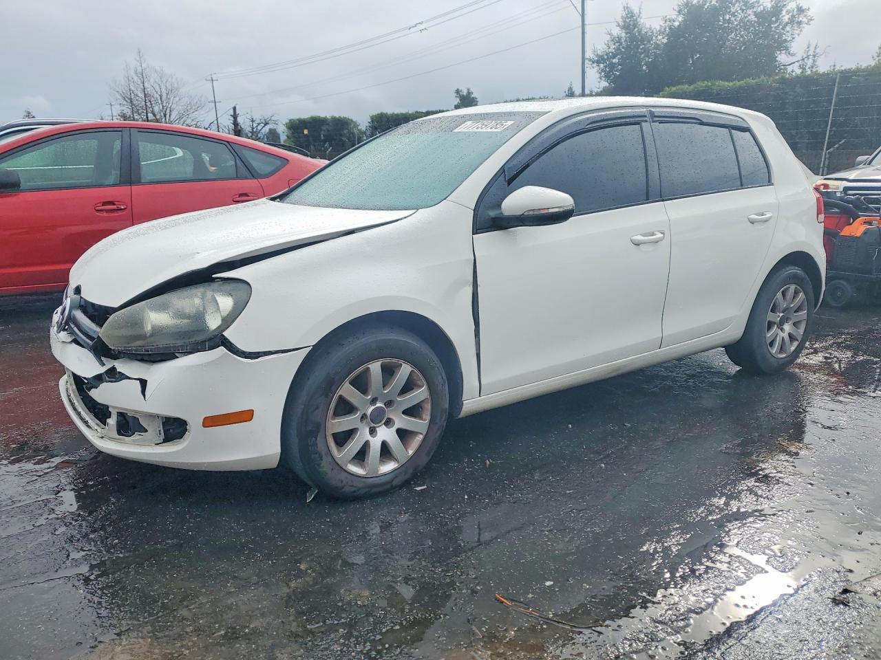 Salvage Volkswagen Golf Image