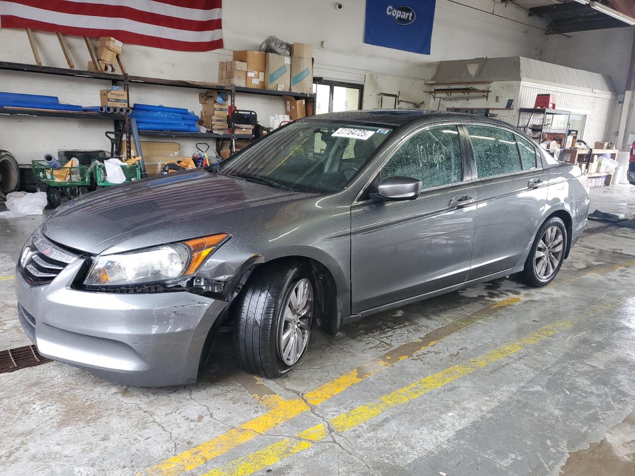Salvage Honda Accord Image